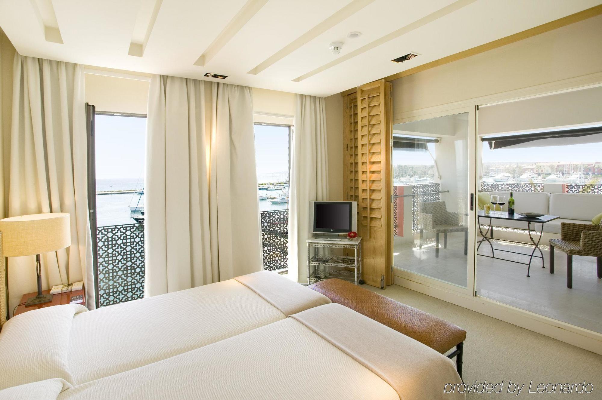 Hotel Mim Sotogrande Club Maritimo Oda fotoğraf